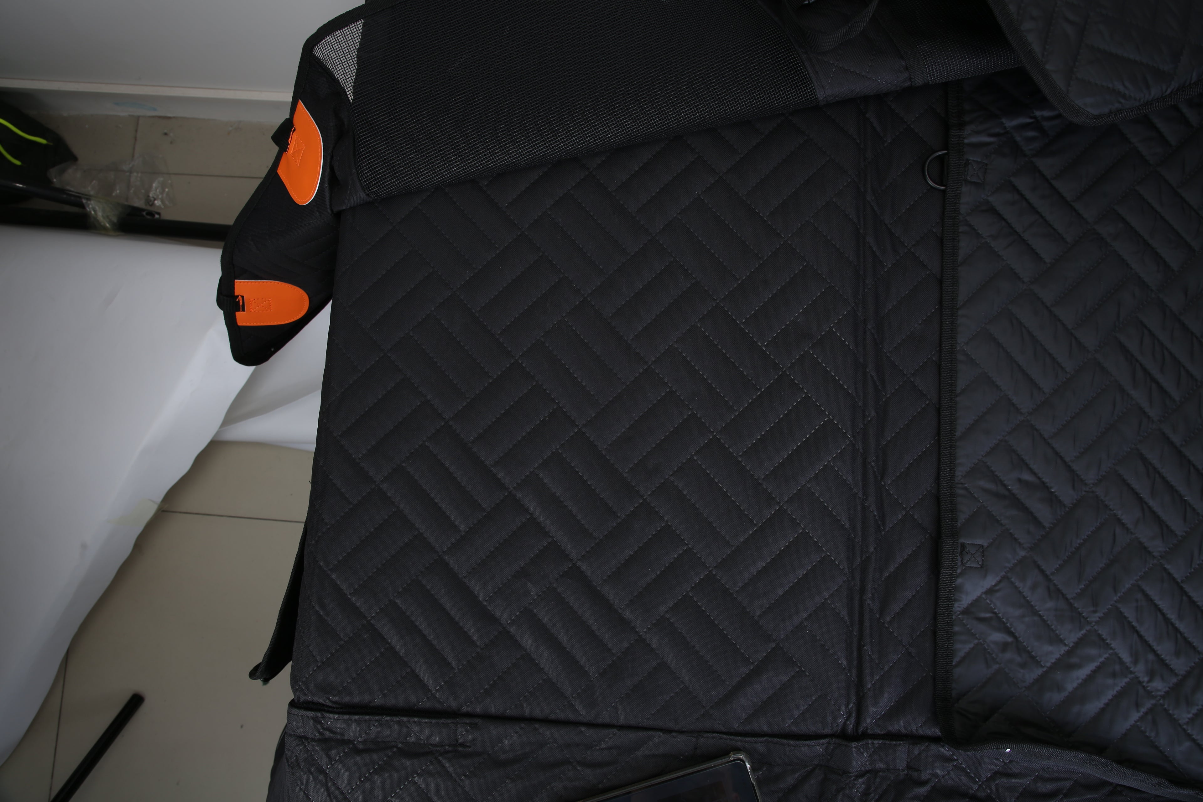 1Pc Dog Car Seat Cover For Back Seat Waterproof Oxford Cloth Seat Cover Hammock Non-Slip Scratchproof Back Seat Extender With Side Flap Mesh Window Storage Bag For Car SUV Truck